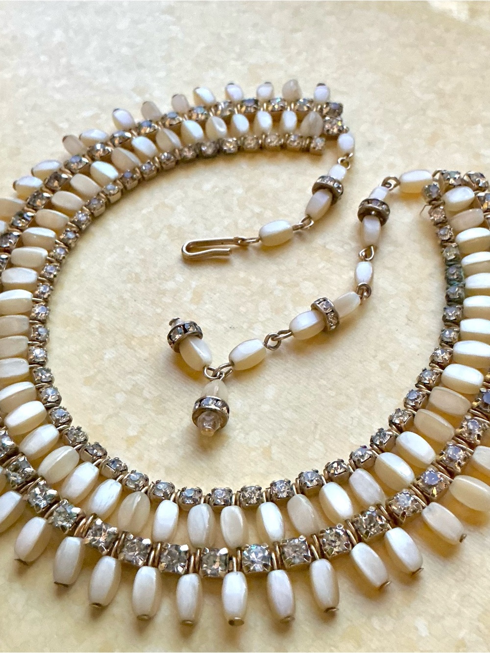 Vintage 1950s Champagne Mother of Pearl Rhinestone Choker Handcrafted Wire 4 Row